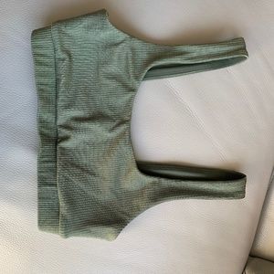 Twenty Montreal sports bra